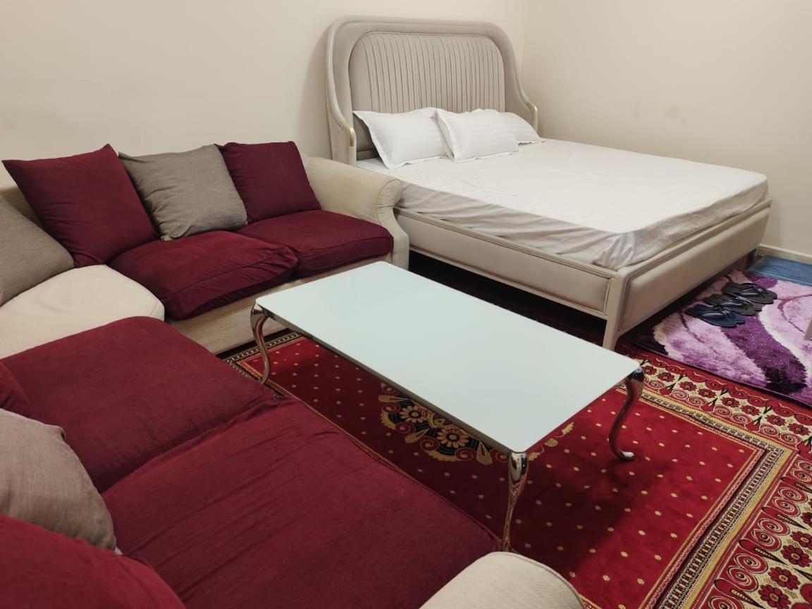 Arnim Suite - 3 Bedrooms Apartment Sharjah Luaran gambar